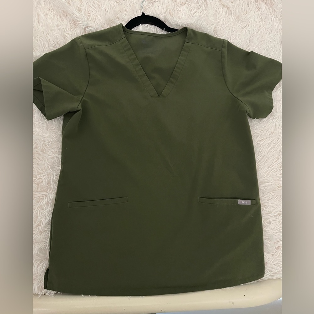 Figs Set Olive Green